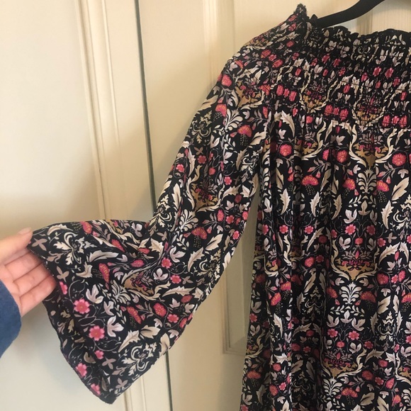 Floral off the shoulder mini-dress - Picture 2 of 3